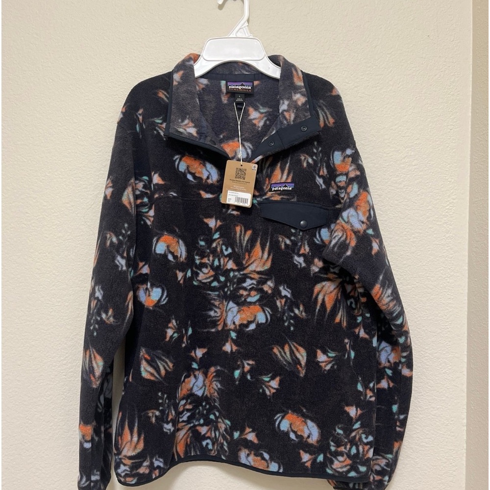 Patagonia quart zip pullover